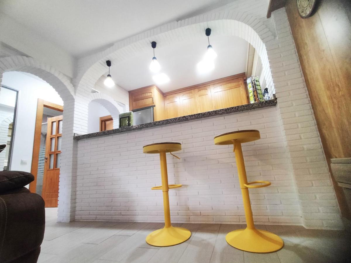 Acuario'S Home 贝纳尔马德纳 外观 照片