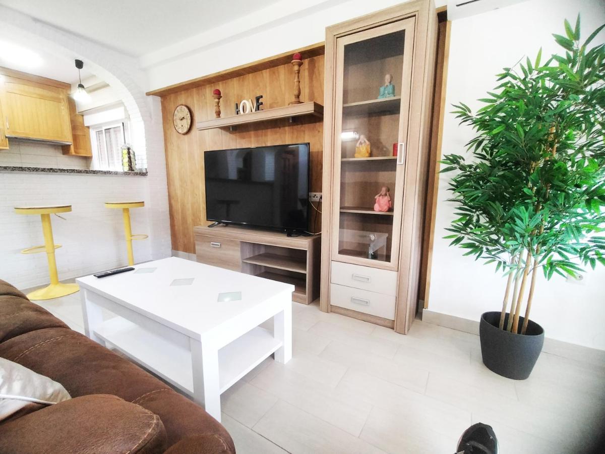 Acuario'S Home 贝纳尔马德纳 外观 照片