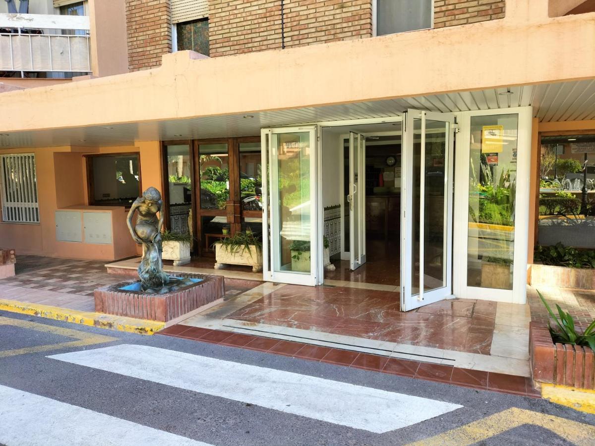 Acuario'S Home 贝纳尔马德纳 外观 照片