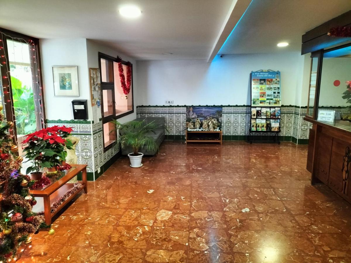 Acuario'S Home 贝纳尔马德纳 外观 照片